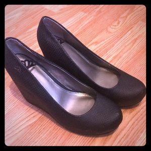 Fergalicious by Fergie Black Wedges